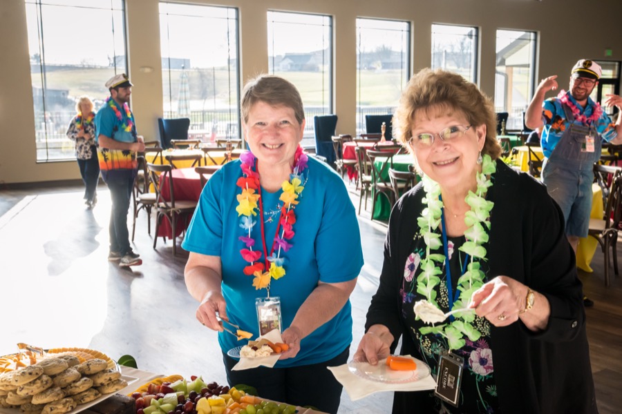 Gal's Getaway Cruise guests